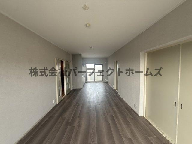 Orient Residence Suehirochoの居間・リビング|おしゃれな居間です
