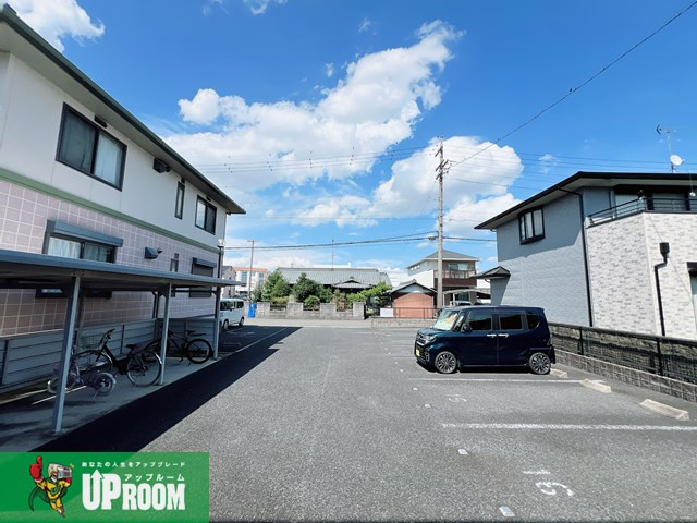 パナハイツクオーレの駐車場