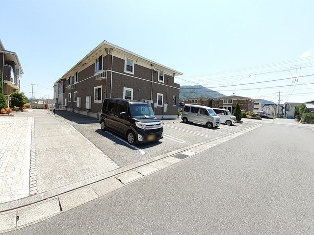 アプリコット　Ｂの駐車場