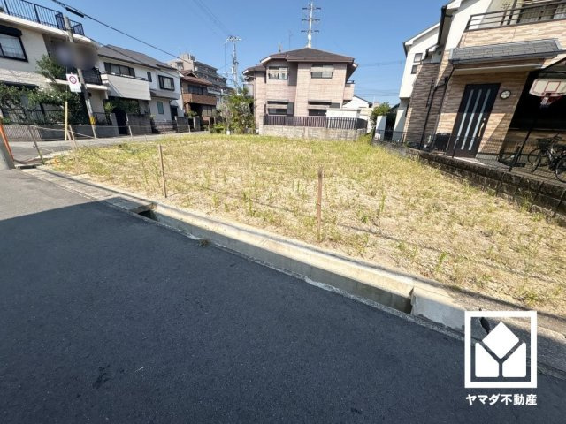 西宮市甲風園3丁目の外観|事前にご予約頂きましたら、営業時間外のご案内等も可能です。