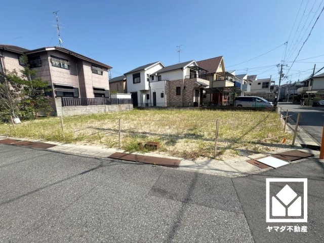 西宮市甲風園3丁目の外観|現況更地のため、余分な解体費用を抑えられ、スムーズに建築に入れます。