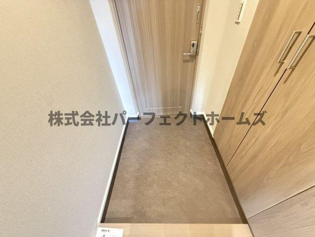 Orient Residence Suehirochoの玄関|収納もある玄関です