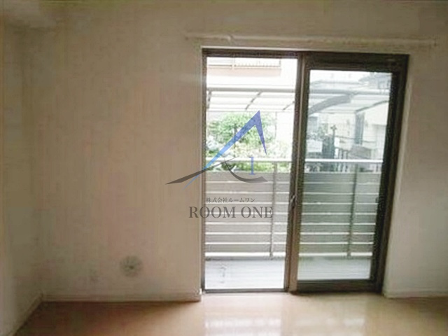 フォレストメゾンSKの居間・リビング|洋室のお部屋です。