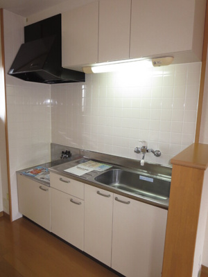 【キッチン】 | サン・ジュリアン | 【サン・ジュリアン】キッチン