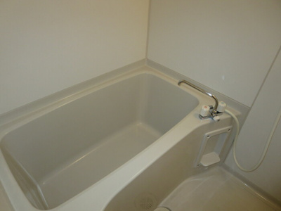 【浴室】 | サン・ジュリアン | 【サン・ジュリアン】バス