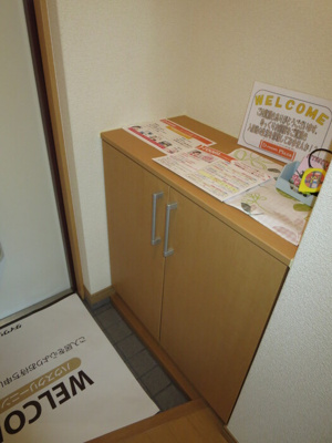 【玄関】 | サン・ジュリアン | 【サン・ジュリアン】玄関