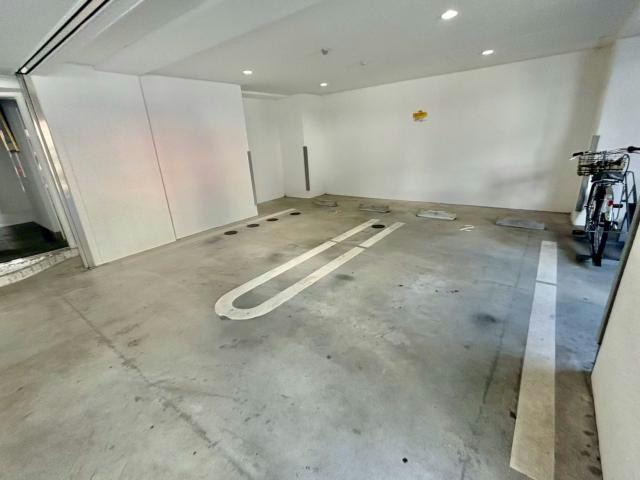 ONELIGHT博労町の駐車場