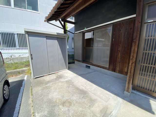 田寺1丁目貸家のバルコニー