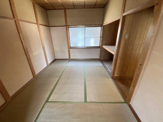 田寺1丁目貸家の和室