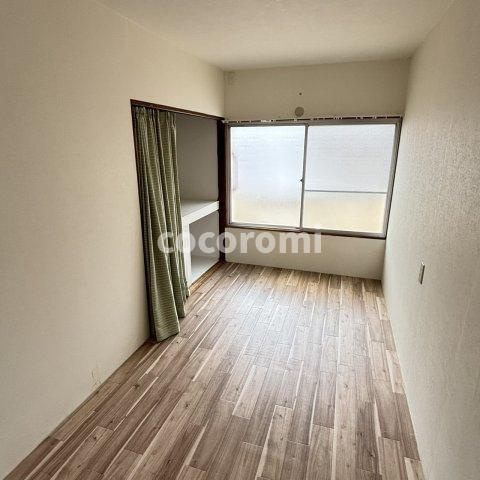 藤田町５丁目貸家の洋室