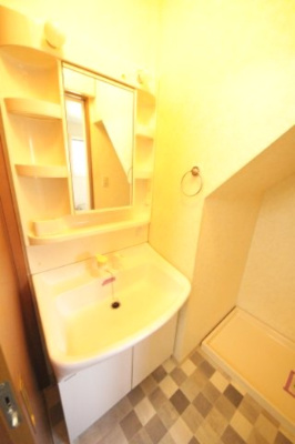 【独立洗面台】 | セラウィC | ※同タイプの別の部屋の写真です。