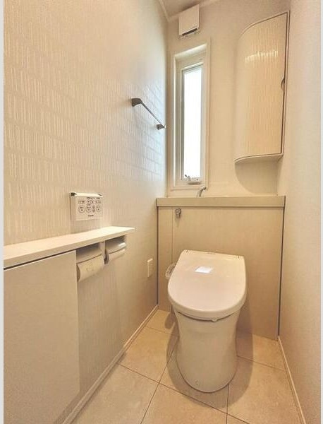 水広2丁目戸建のトイレ