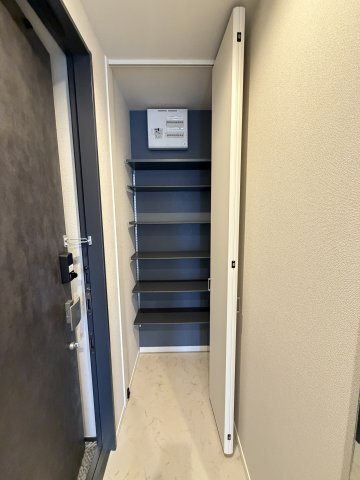 Ｓｕｎ　Ｚｅｍ　サンゼムの玄関|★シューズBOX★