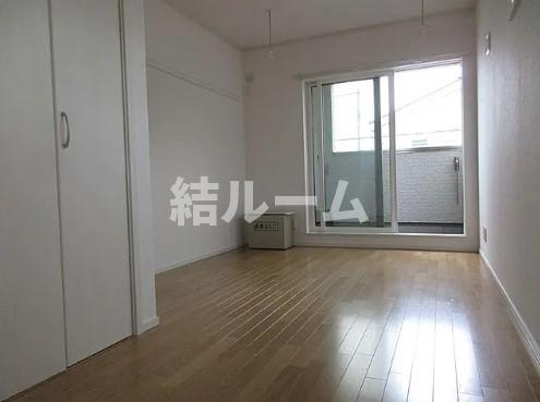 豊島区千早２丁目のアパートの寝室