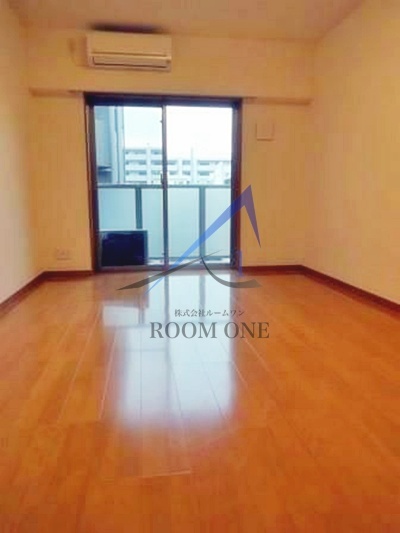 ＬＵＭＥＥＤ飯田橋の居間・リビング|洋室のお部屋です。