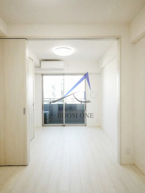 ガーラ・アヴェニュー浅草の居間・リビング|洋室のお部屋です。