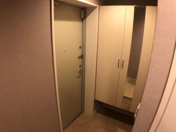 カーサ鈴の玄関