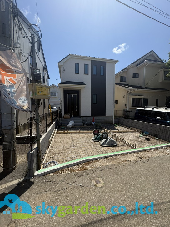 藤沢市高倉　新築戸建　全１棟
