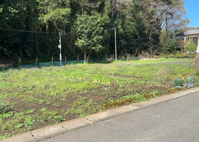 【外観】 | 物件の詳細については、現地を見てわかること以外に、役所や法務局などで調べないとわからないことがあります。そのため、現地に行く場合は、もしこの物件を買ったらどのような生活ができるかをイメージしましょう。