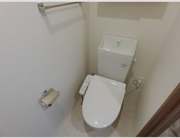 エルタスコート成田町のトイレ