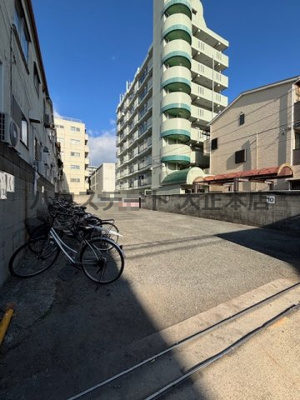 【駐車場】 | ビバリーヒルズ泉尾 仲介手数料無料