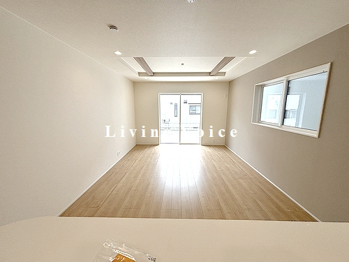 【居間・リビング】 | 【仲介手数料０円】相模原市中央区横山台1丁目　新築一戸建て | 相模原市中央区横山台1丁目　新築一戸建て