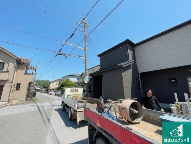 東近江市長勝寺町　第1期　新築一戸建ての外観|周辺は落ち着いた街並みの住宅地！子育てがしやすい住環境です！まだ未完成ですが、現地でしかわからない事もございます。是非一度ご覧ください。