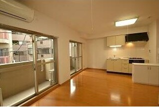 【居間・リビング】