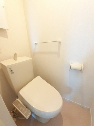 パーク　アクシスオスト　Ａのトイレ|落ち着いたトイレです