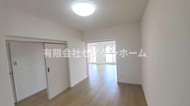 ダイアパレス深谷　フルリノベーション済の洋室