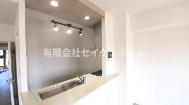 ダイアパレス深谷　フルリノベーション済のキッチン