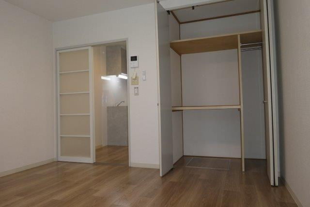 コロニーＫ　Ｂの寝室|洋室