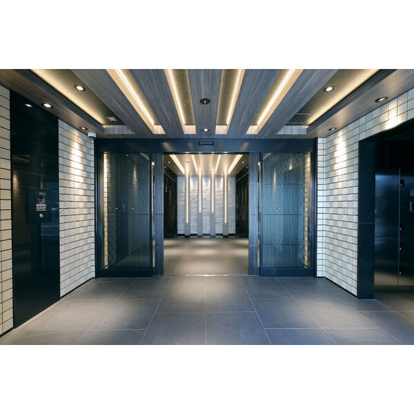 S-RESIDENCE浅間町駅前axial(アクシャル) のエントランス