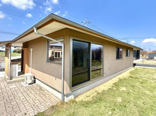 【中古戸建】高崎市箕郷町矢原の外観|■外観｜ここから始まる「日常」はご家族にとってかけがえのない時間となります。少しでも豊かに、快適に。