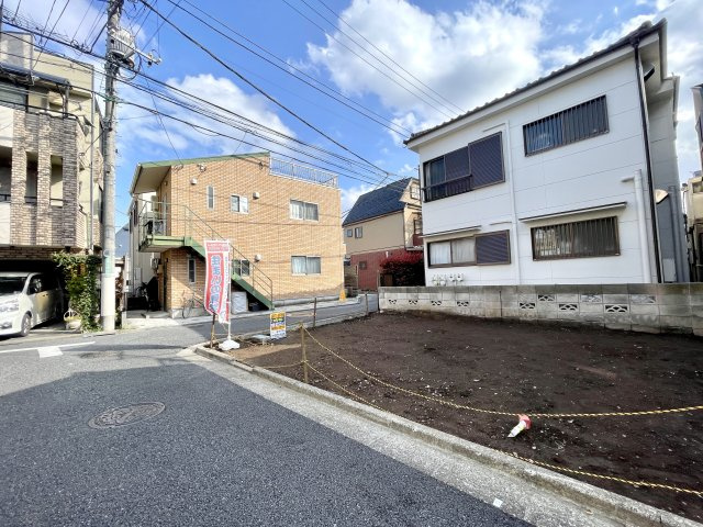 中野区上高田2丁目　生活快適エリア　南東×北東角地の前面道路含む現地写真|2026年3月撮影