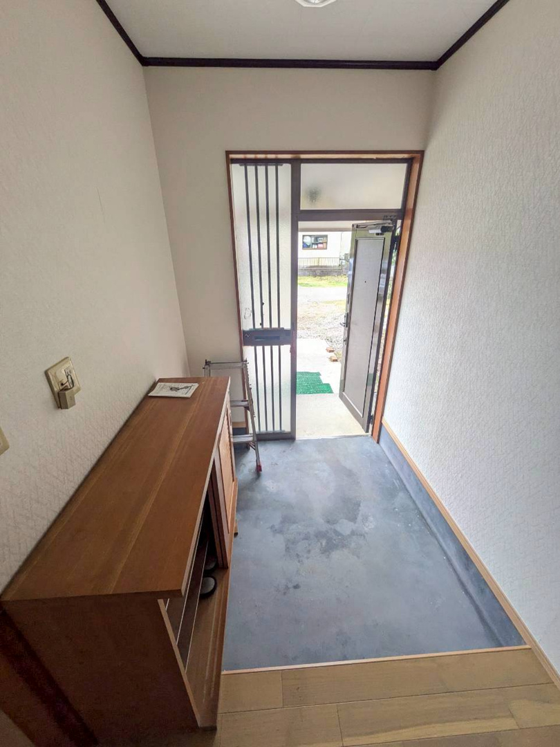 【玄関】