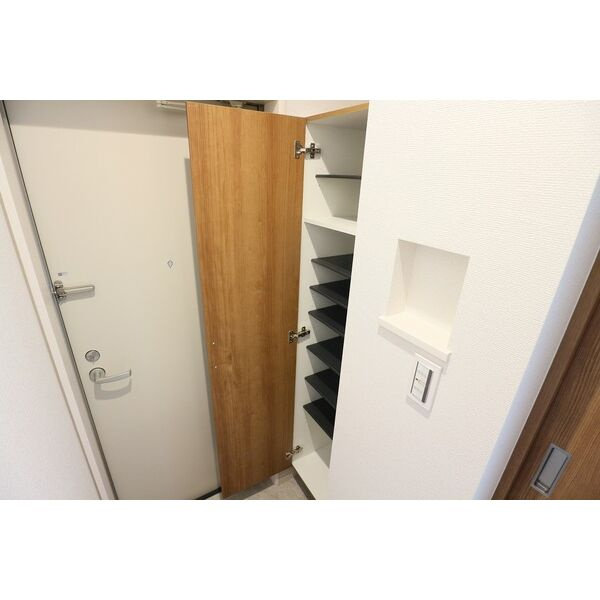 Regalest Belleの玄関