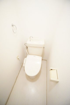 【トイレ】 | ロイアルパレスシマ | ※同物件、同タイプ、間取り反転のお部屋です