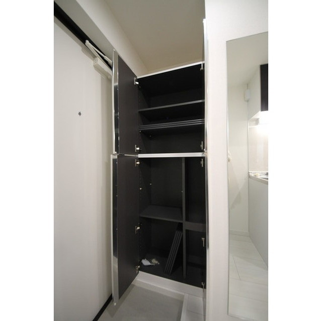 ソレイユ糀谷の設備|玄関収納