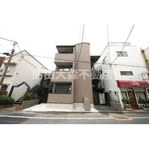 ソレイユ糀谷の外観|2019年10月築　木造地上3階建て総戸数12戸
東京都大田区西糀谷4丁目　京急空港線糀谷駅近最寄り徒歩2分