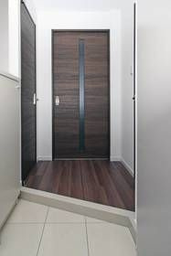 ユーガ千石の玄関