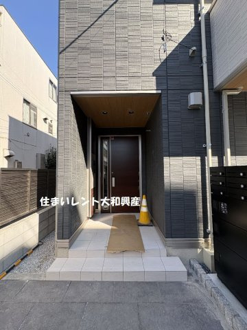 エスペリア相模が丘5丁目のエントランス