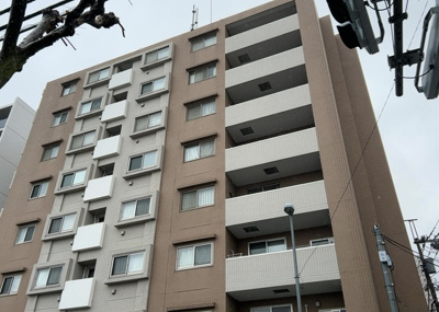 【現況写真】 | ローヤルシティ町田 | 眺望の良さを楽しめるダイニングキッチンで家族団らんの時間を過ごしてはいかがでしょうか。バルコニーから見える景色を家族で眺める時間は、時間が経つのを忘れてしまいそうですね。是非、現地を見に行きましょう！