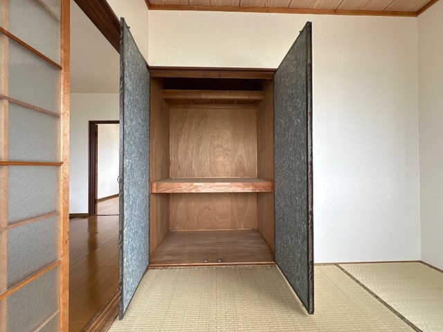 コーポ金子B棟の収納