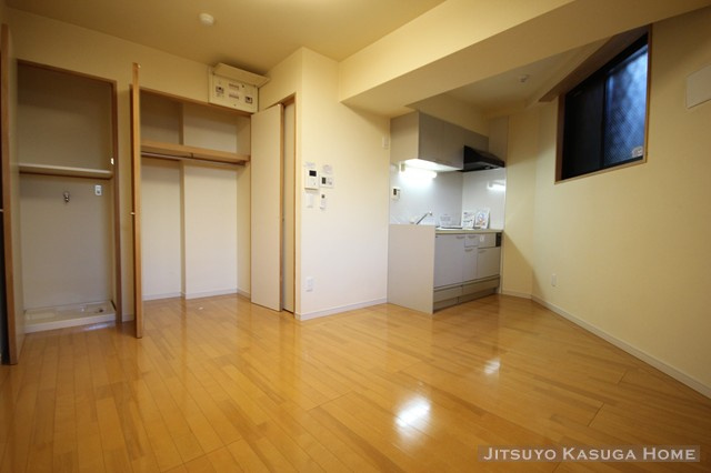 【居間・リビング】