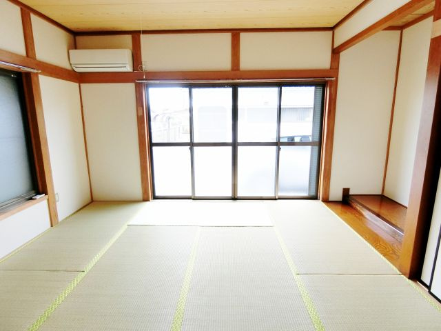 松本貸家4号棟の和室