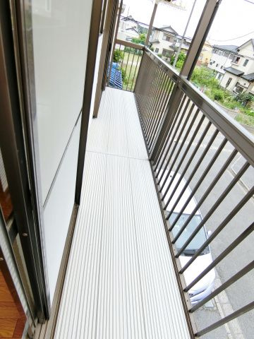 松本貸家4号棟のバルコニー