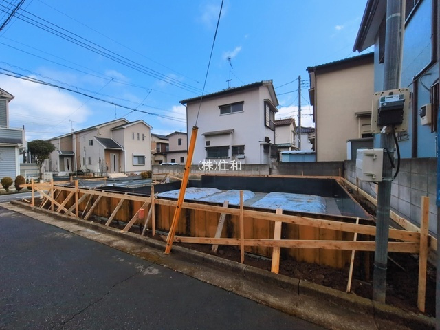 ふじみ野市桜ケ丘３丁目の新築一戸建の前面道路含む現地写真