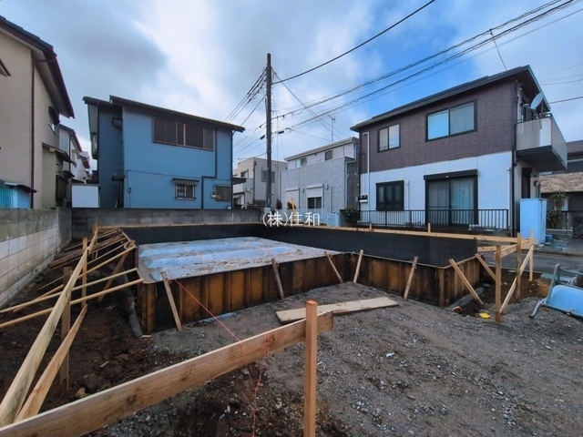 ふじみ野市桜ケ丘３丁目の新築一戸建の前面道路含む現地写真