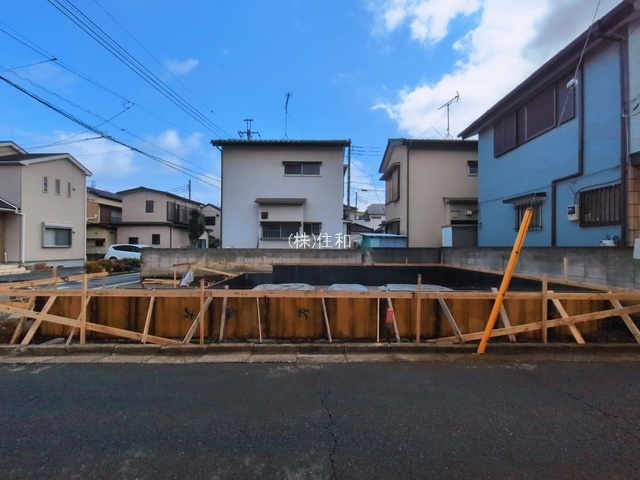 ふじみ野市桜ケ丘３丁目の新築一戸建の前面道路含む現地写真